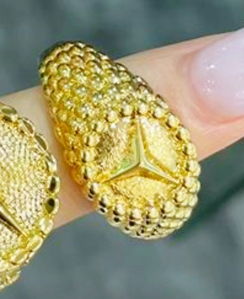 GJW Ring Benz
